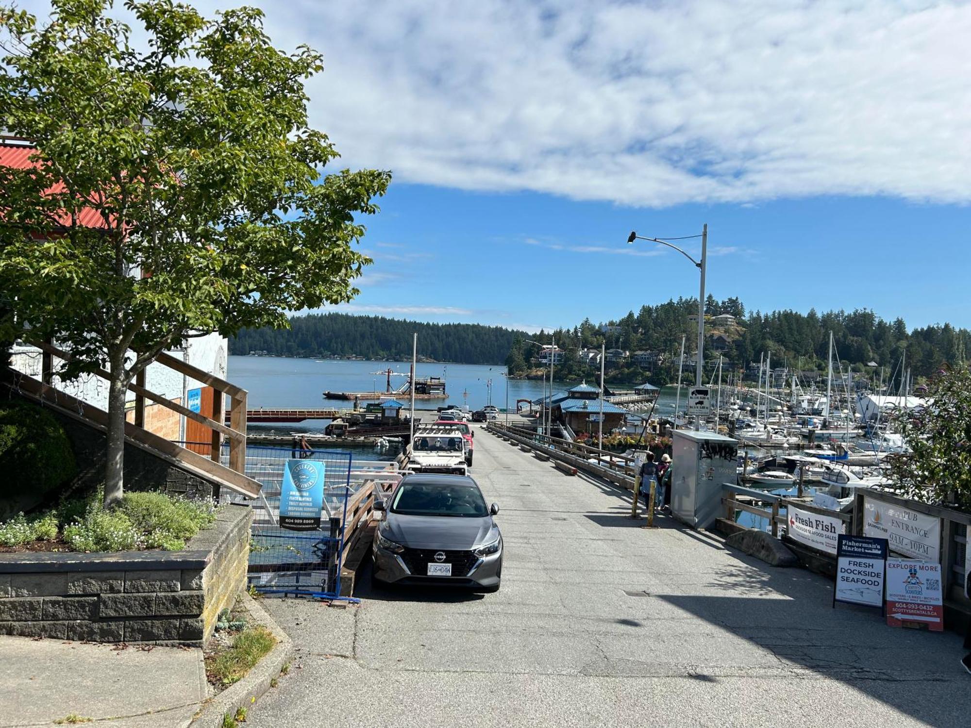 Villa Iconic 3-Story Waterfront 'Marina House' W/ View Gibsons Esterno foto